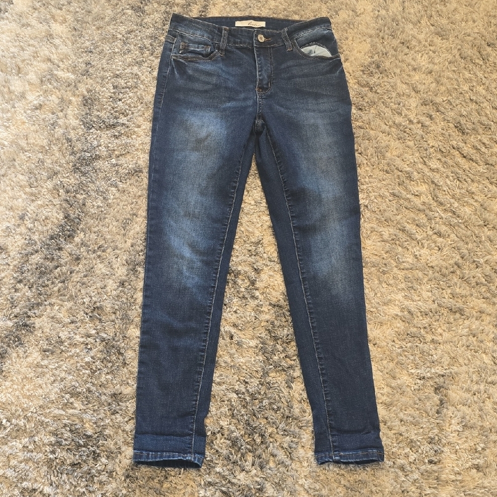 KanCan Skinny Jeans Medium Weight Size 27